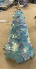 12/06/2025- 5:00pm Pick a Tree Tumbled Glass Workshop