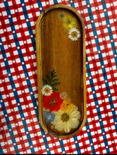 08/01/2026- 11:00am NEW Dried Flower Resin Workshop!