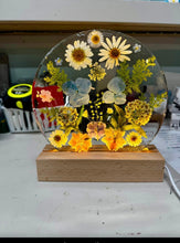 10/10/2026 11:00am Dried Flowers and Resin  Table Top Night Light Workshop
